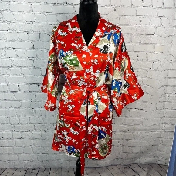Kimono robe Rayon, red with flowers and wo… - Picture 1 of 8